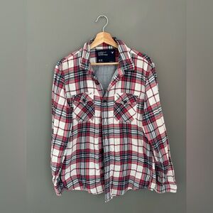 American Eagle Outfitters Red, Gray & White Plaid Button-Up Shirt | Size Medium